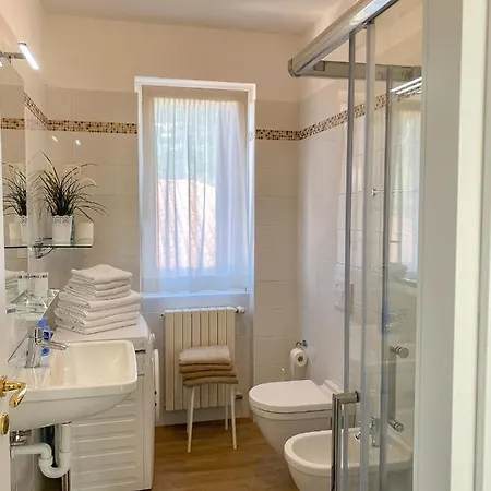 Apartamento Miralago Attico Dg-ferienwohnung *